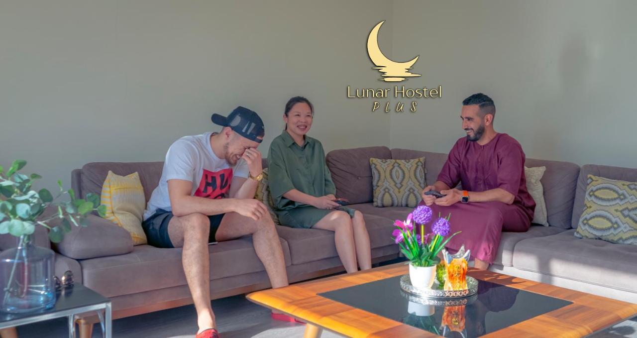 Lunar Hostel Plus Dubaj Exteriér fotografie